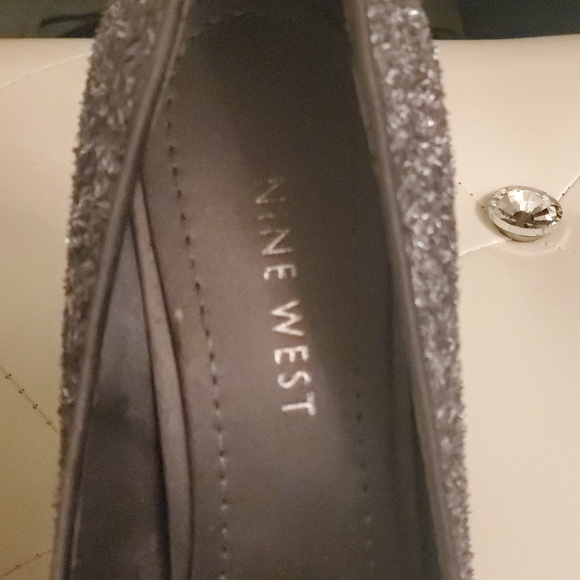 Nine West silver sparkle pumps - Picture 5 of 6